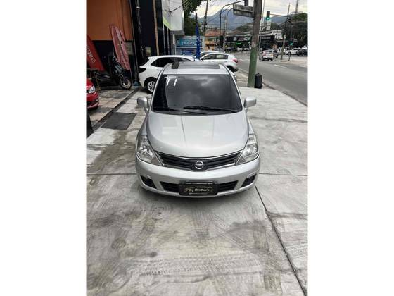 NISSAN TIIDA 1.8 SL 16V FLEX 4P MANUAL